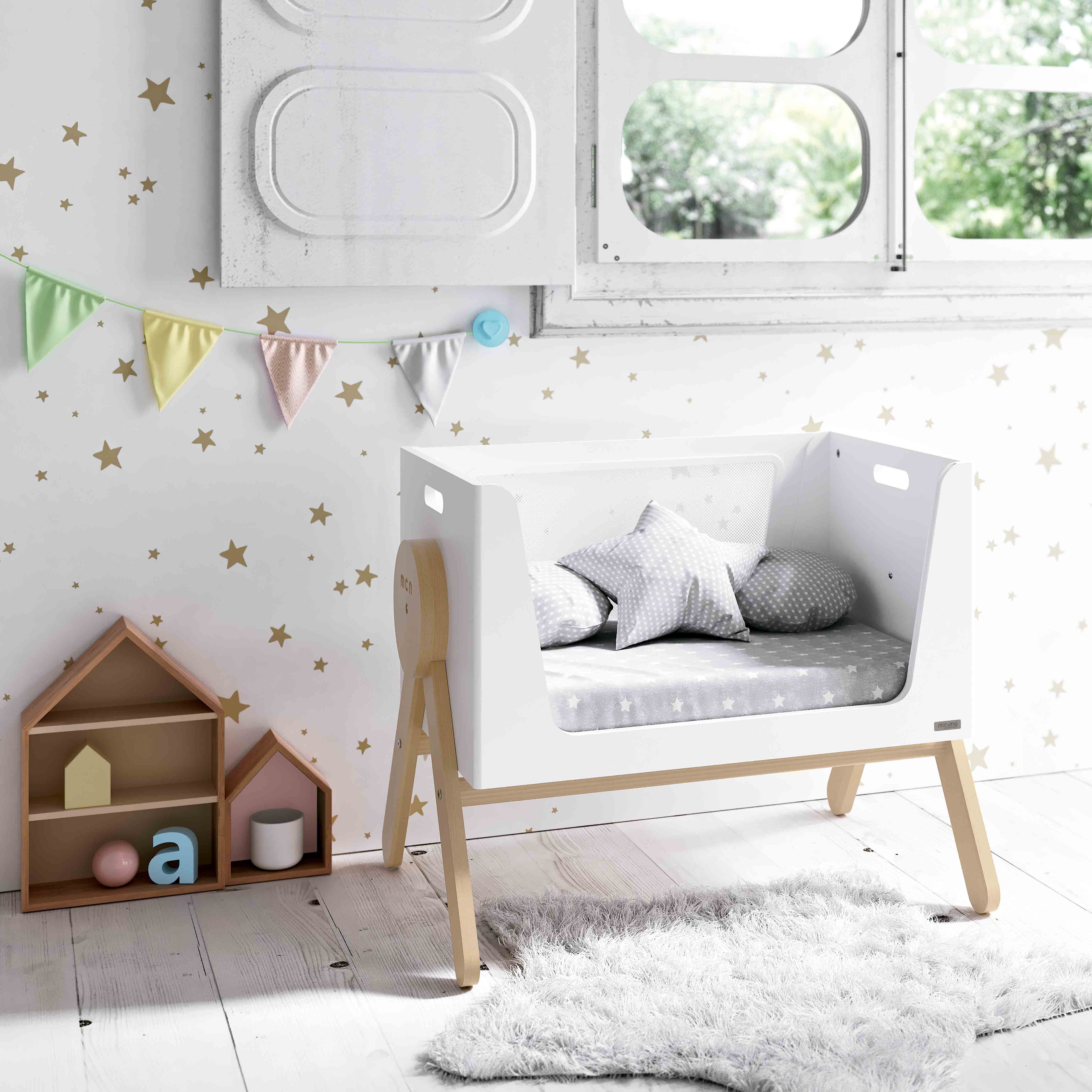 Bureau blanc et hêtre naturel SWING pour chambre enfant